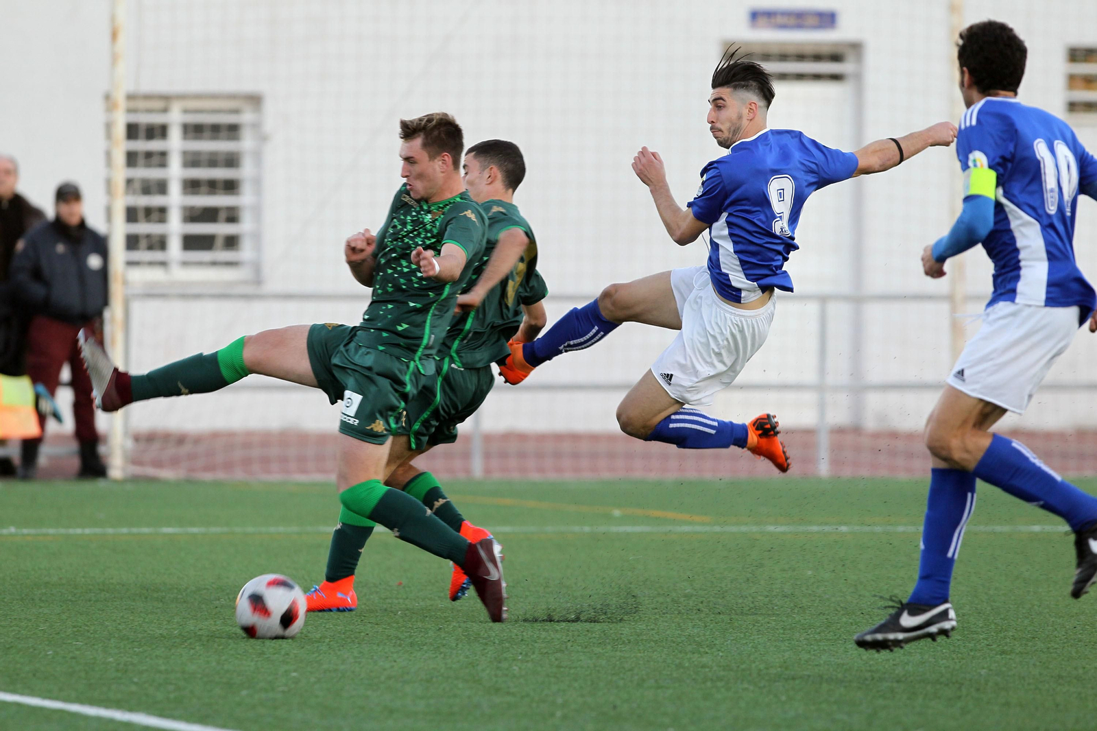 Partido entre Xerez CD y Betis Deportivo en Complejo Deportivo La Granja
