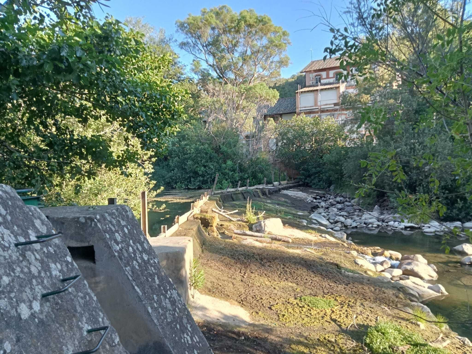 El río Guadiaro, a su paso por el término de Jimena