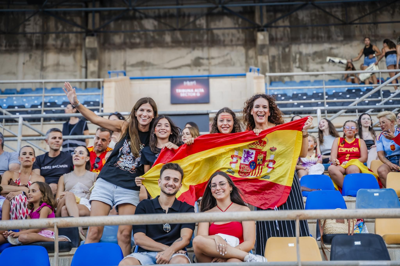 El concierto de Aitana en Roquetas de Mar, en imágenes