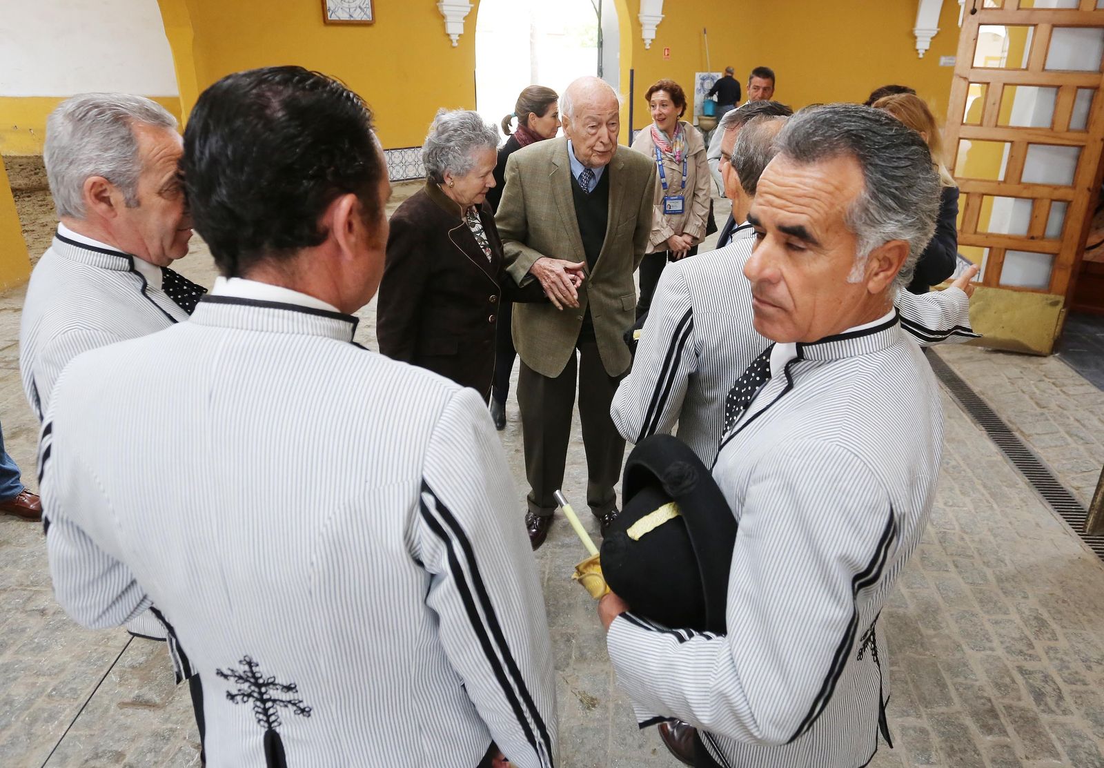 Visita a la Real Escuela del Arte Ecuestre del Ex-Presidente de Francia Valéry Giscard D'Estaigne