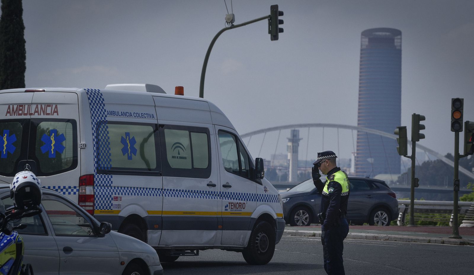 Viernes Santo de resistencia: desde el Tanatorio a La Soledad de San Lorenzo