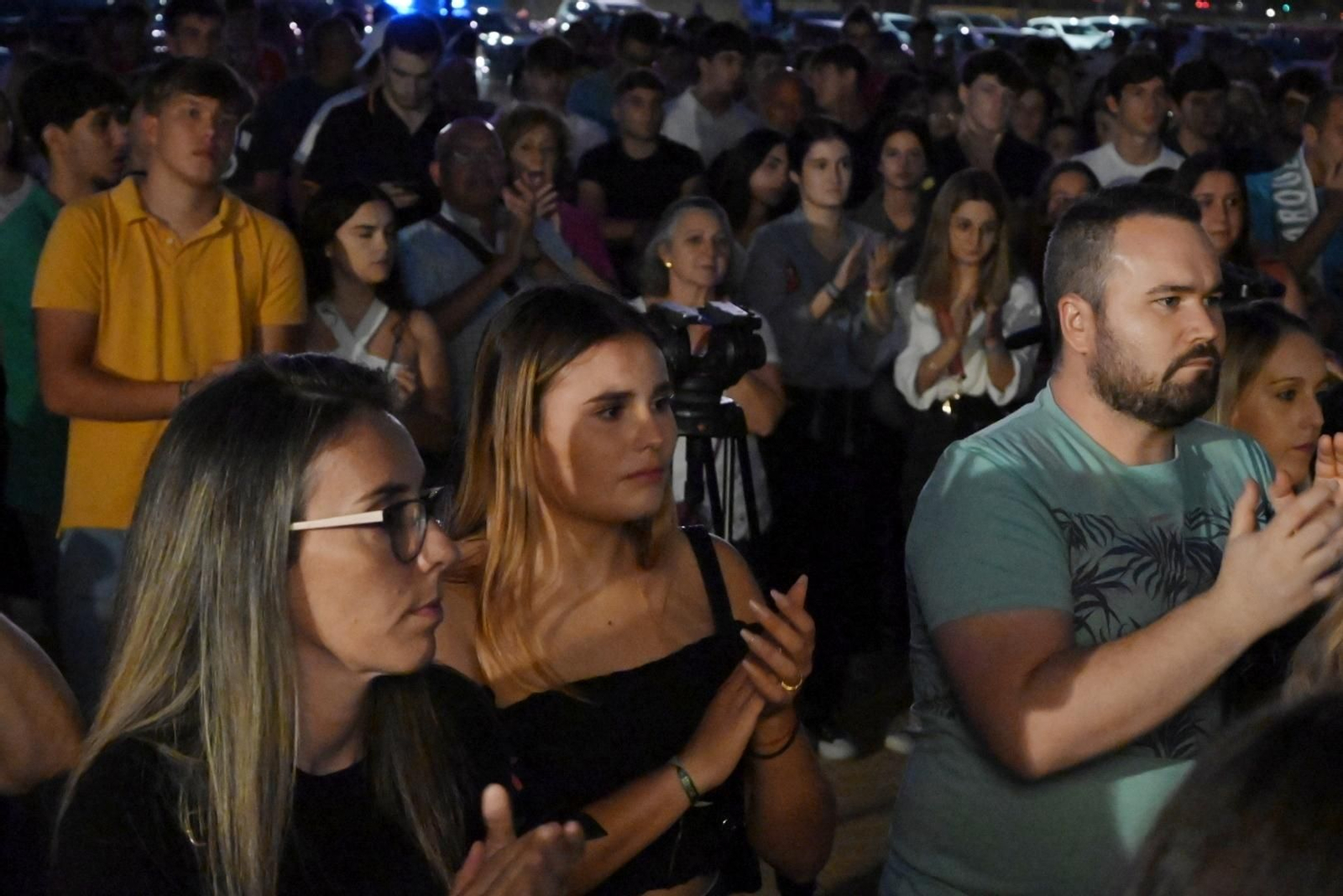 El homenaje del Córdoba CF a Álvaro Prieto a las puertas de El Arcángel, en imágenes