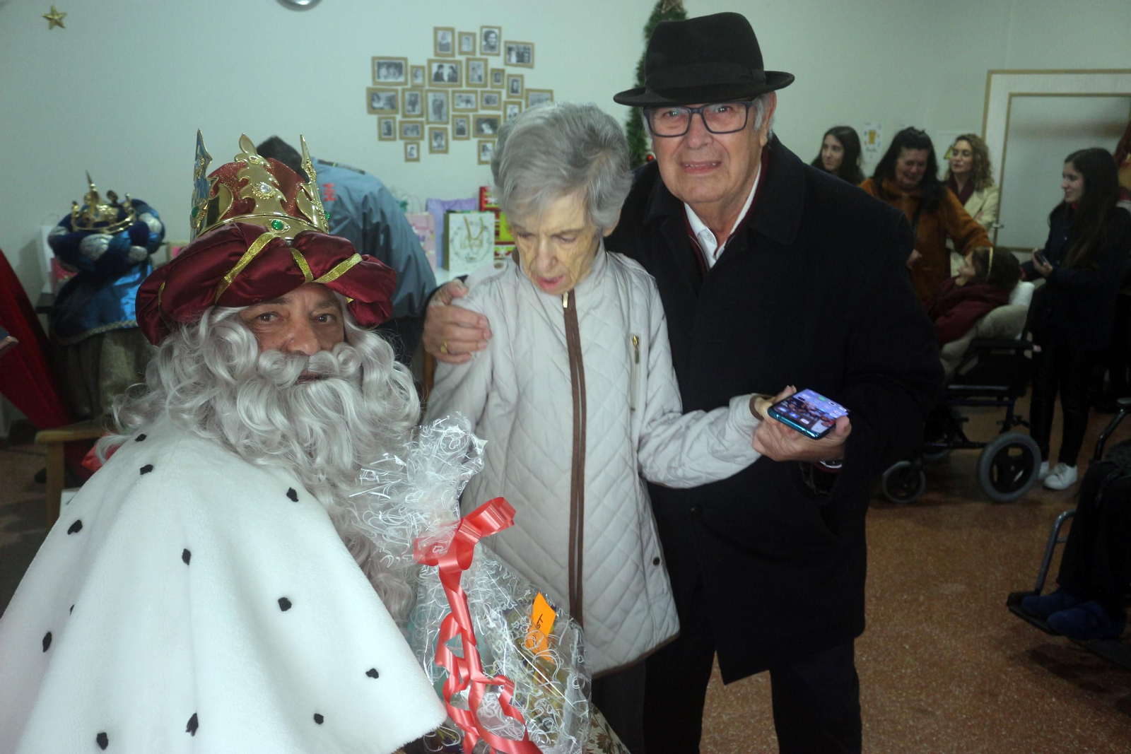 Visita de los Reyes al Centro de Alzheimer 'Las Canteras'