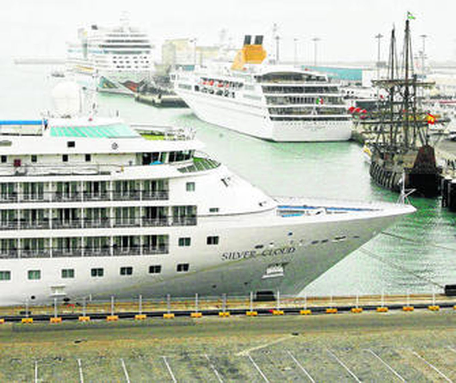El viernes 16 de noviembre, la Cumbre Iberoamericana coincidirá con una concentración de cruceros en Cádiz.