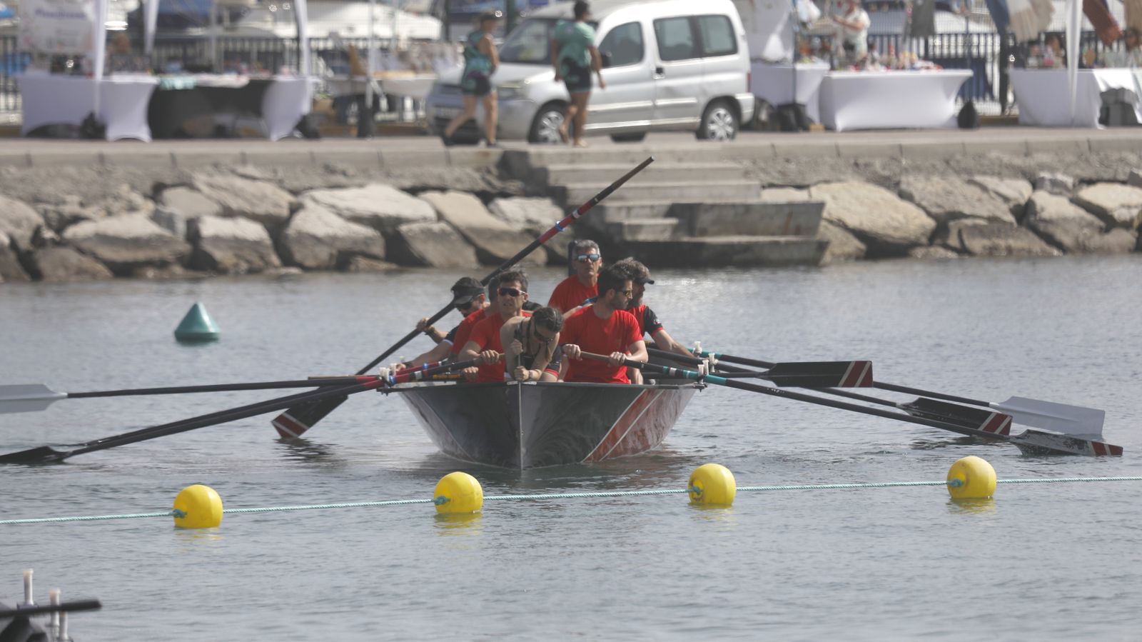 Las fotos de la primera jornada del Campeonato de España de remo en banco fijo LLaut de La Línea
