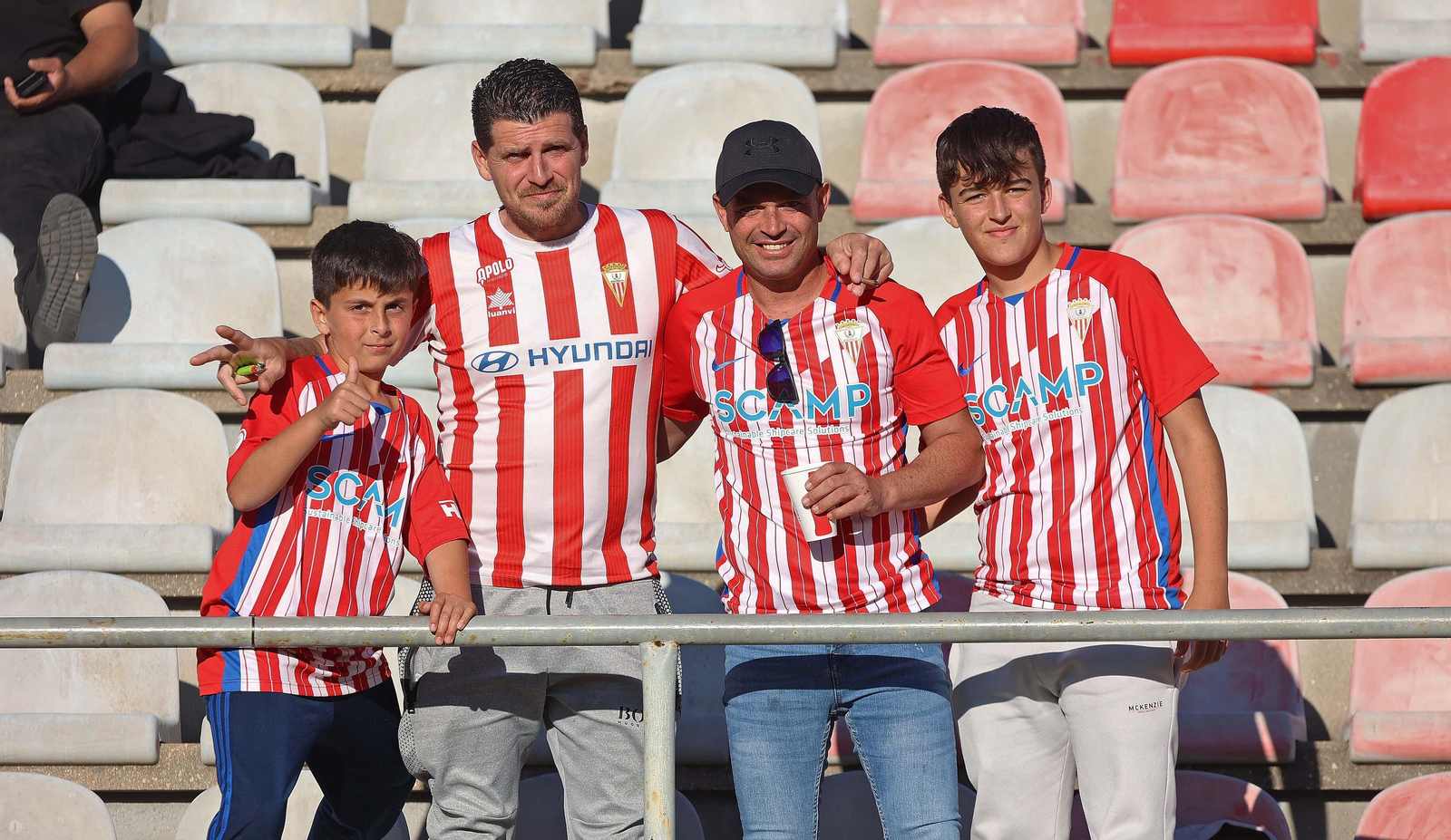 Búscate en el Nuevo Mirador durante el Algeciras - Castellón de Primera RFEF