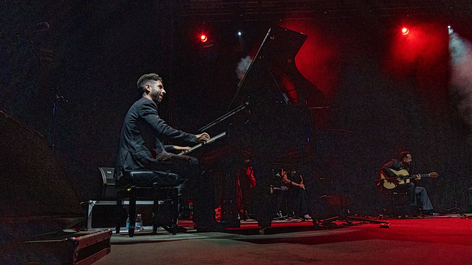 Fotos del concierto de Diego Valdivia en Algeciras