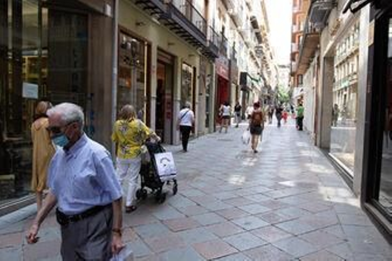 Los días de julio en los que el coronavirus se hizo fuerte en Granada: 192 contagios y sólo 8 curados