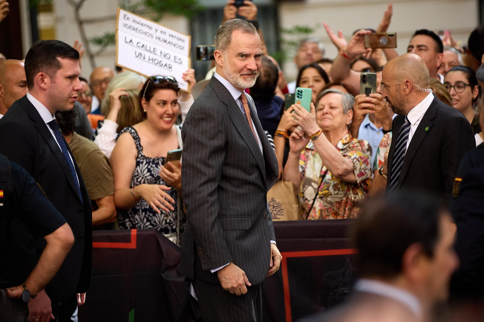 El Rey Felipe VI visita la Basílica de las Angustias, Mayo 2025 Las imágenes de la vista del Rey Felipe VI a la Basílica de la Virgen de las Angustias de Granada