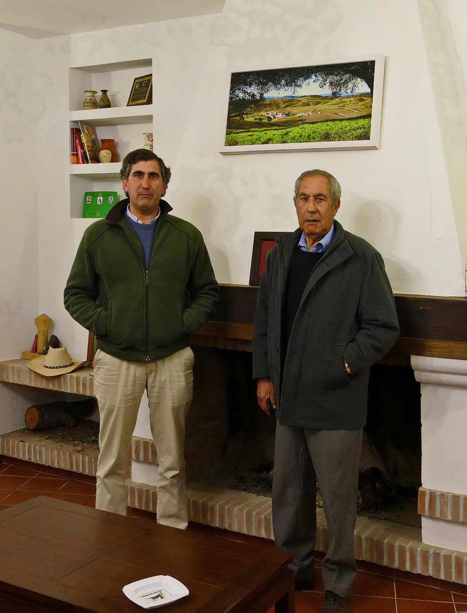 Francisco y David Domínguez, padre e hijo, ganaderos.