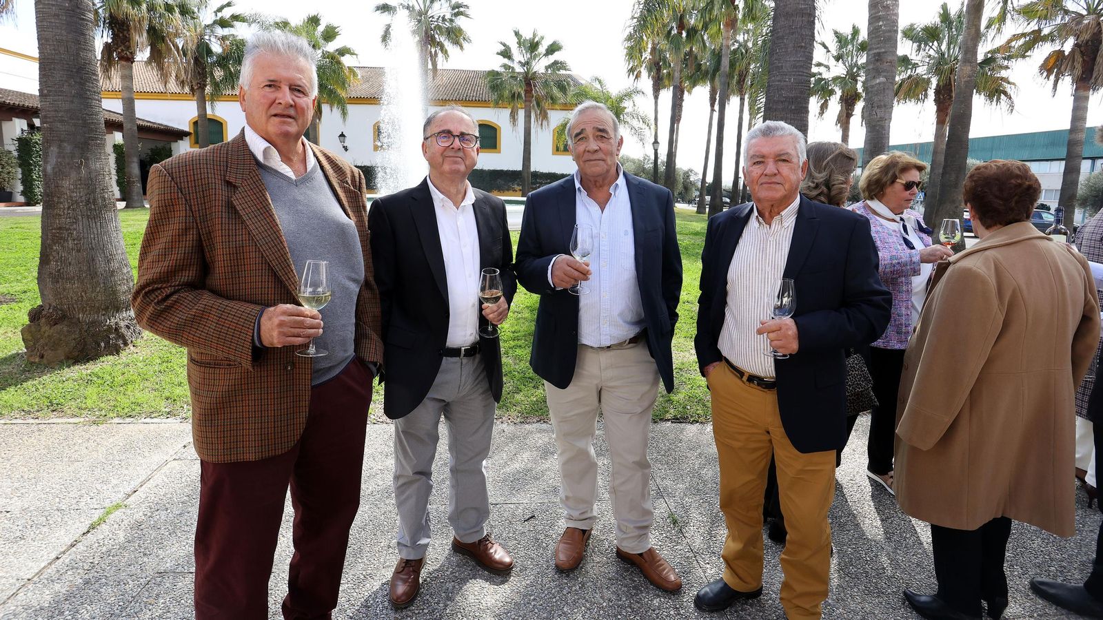 II Almuerzo Solidario de la Guardia Romana de la Hermandad del Transporte en Jerez