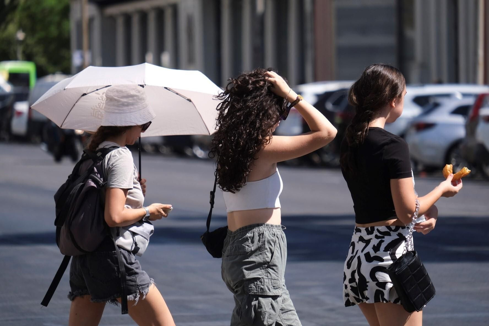 Una tarde de alerta roja por calor extremo en Córdoba, en imágenes