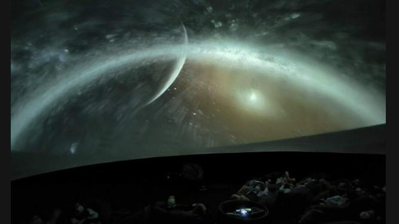 Imagen de una de las sesiones de cine en el Planetario