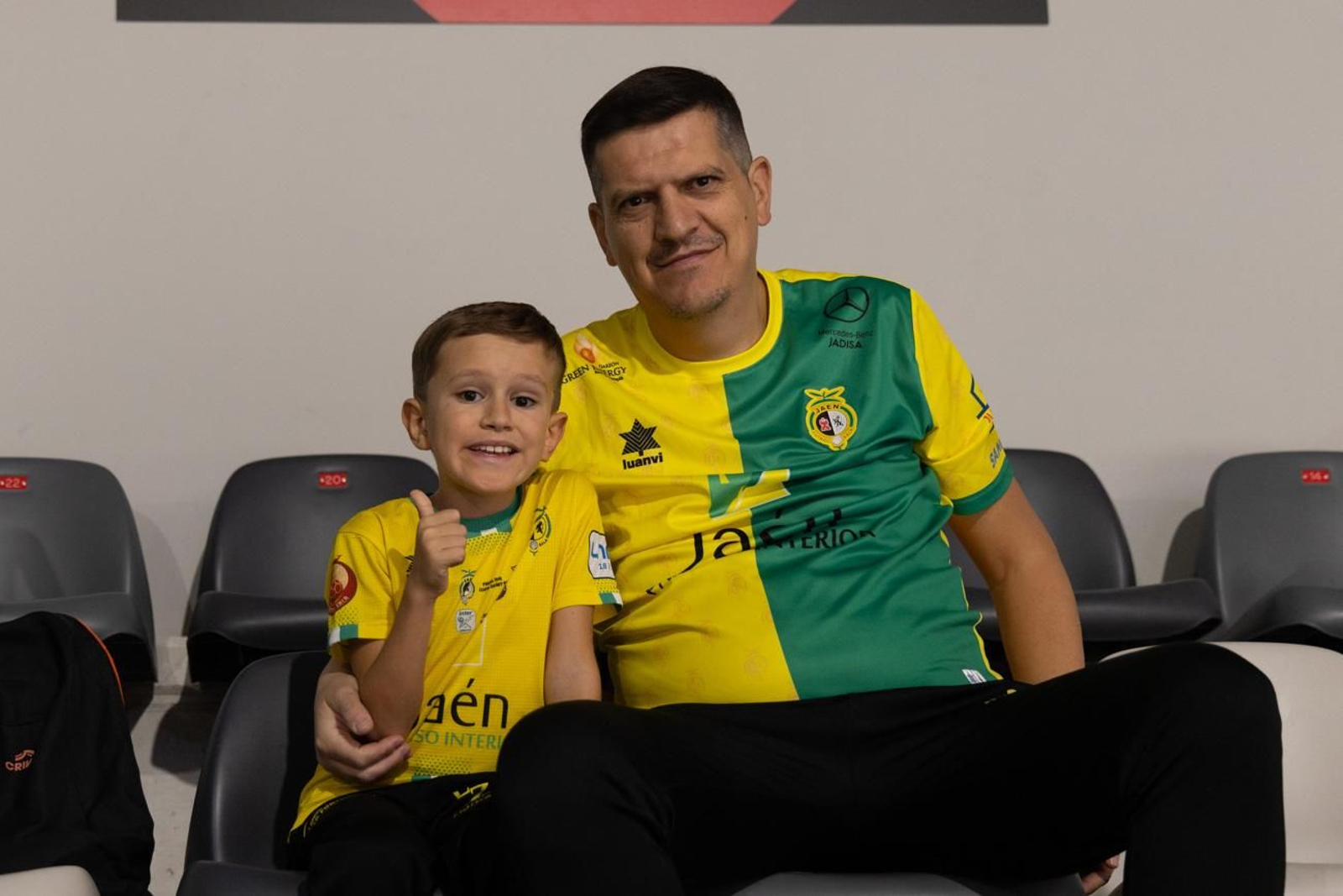 Las mejores imágenes de la amplia victoria del Jaén Paraíso Interior FS sobre O Parrulo Ferrol