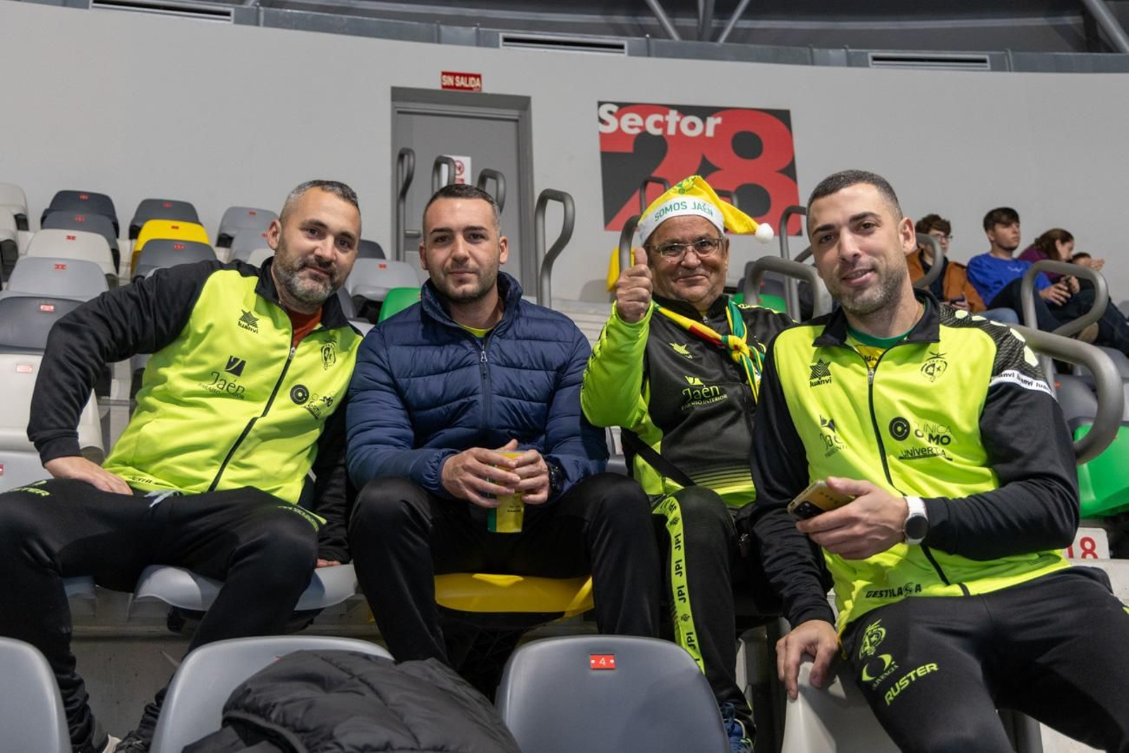 Jaén Paraíso Interior FS  4-3 Family Cash Alzira