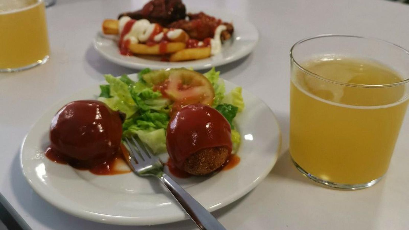 Tapa servida en la barra de +QT Jaén.
