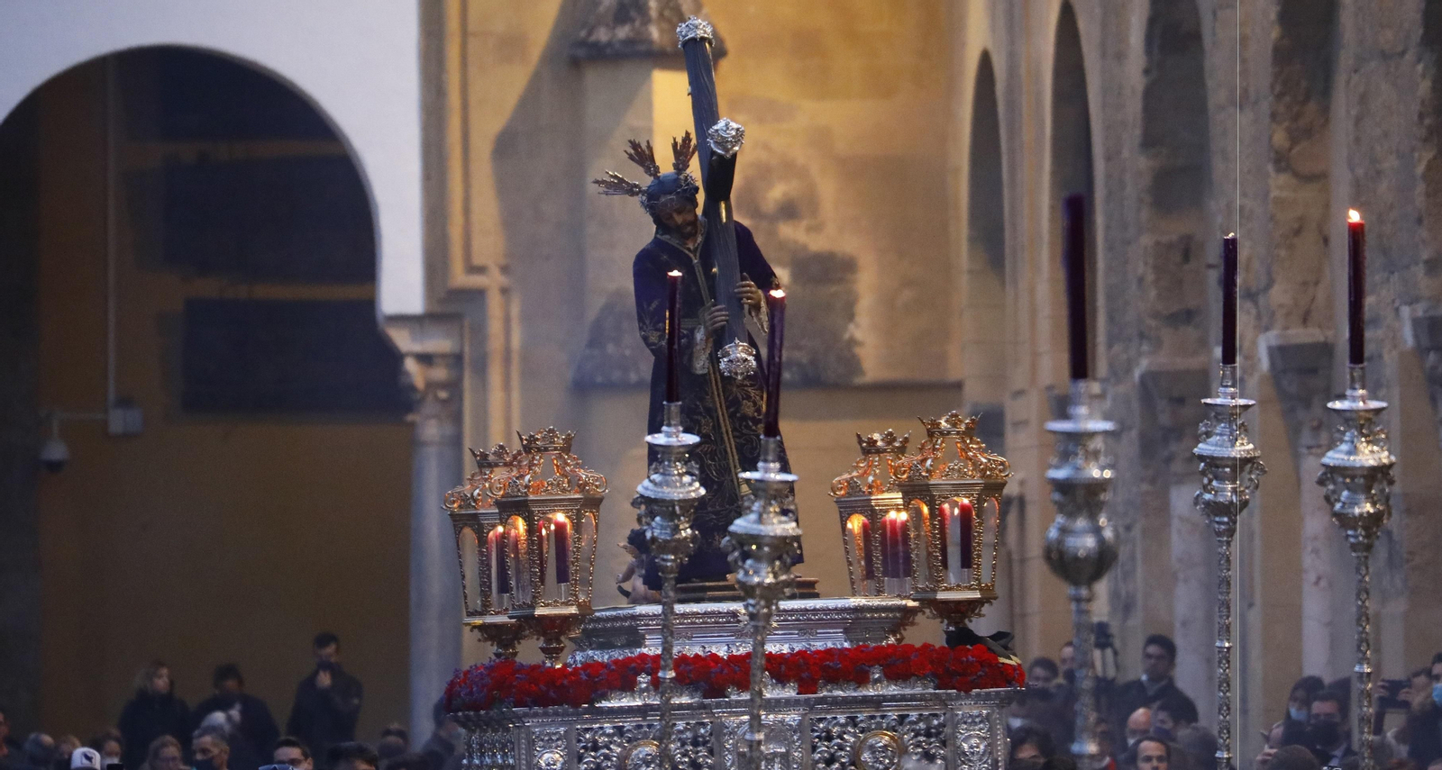 El Señor del Calvario, durante el vía crucis de las cofradías de 2022. El Señor del Calvario, durante el vía crucis de las cofradías de 2022.