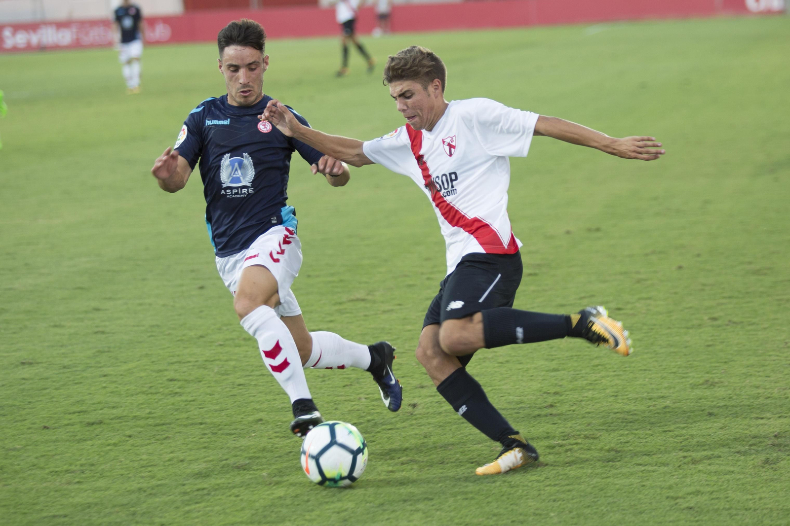 Las imágenes del Sevilla Atlético-Cultural