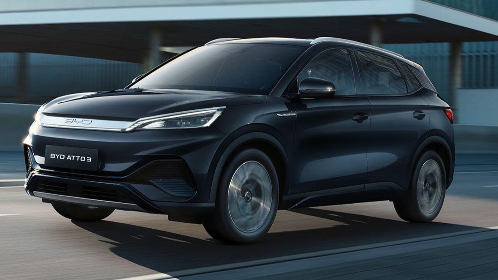 La suspensión es el elemento del chasis que aporta una nueva configuración, aunque BYD no aporta información sobre que cambios concretos incorpora.