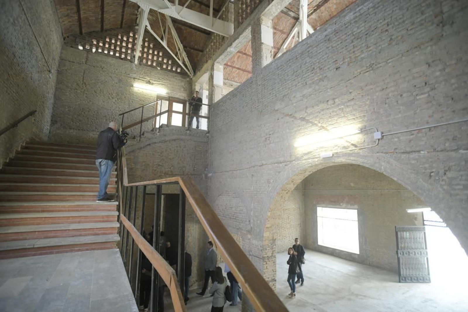 Interior de la fábrica en una visita organizada en 2023 para empresarios.