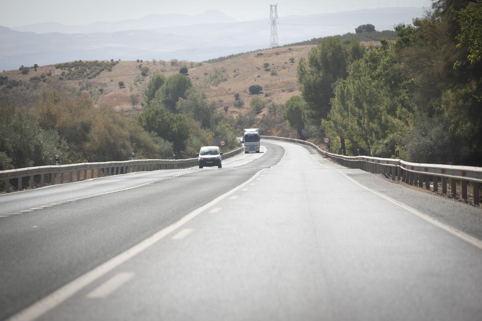 Tramo de la Nacional 432, en la Cuesta de los Velillos.