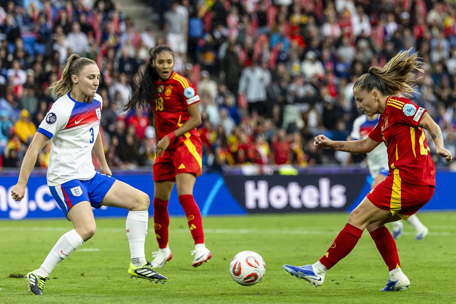Las mejores imágenes de la final España - Inglaterra de la Eurocopa femenina