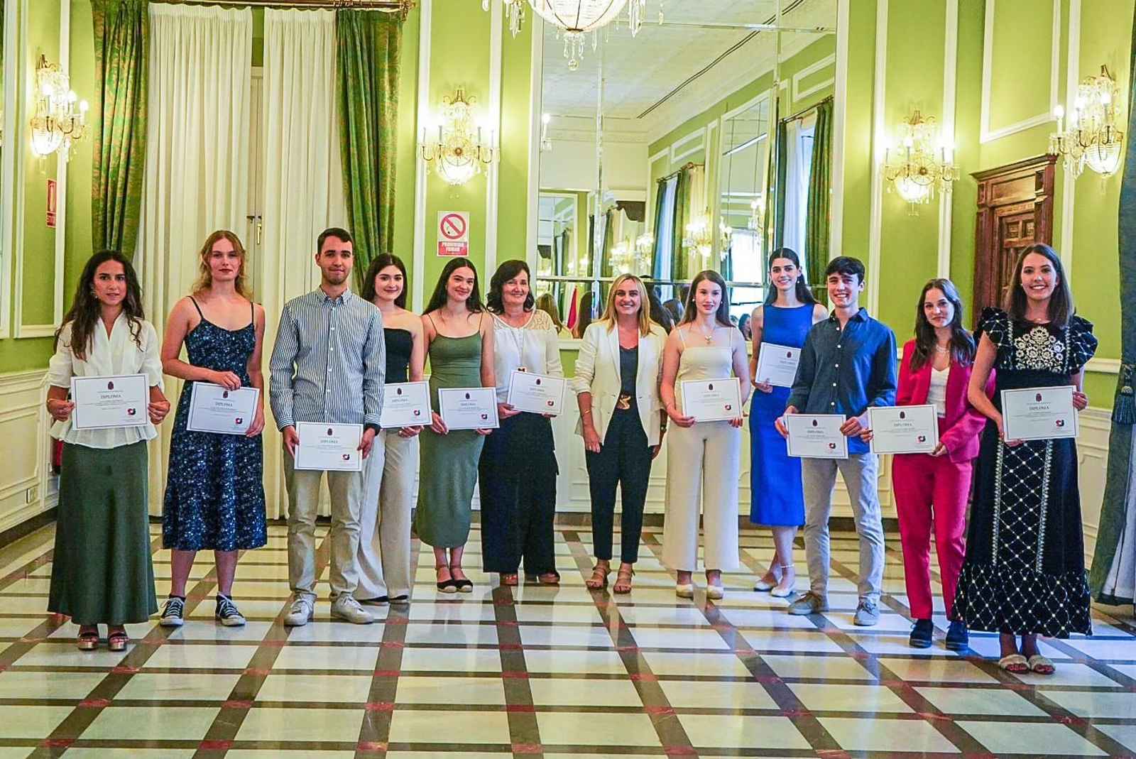 Así son los once estudiantes con mejores notas de la Selectividad en Granada, en imágenes