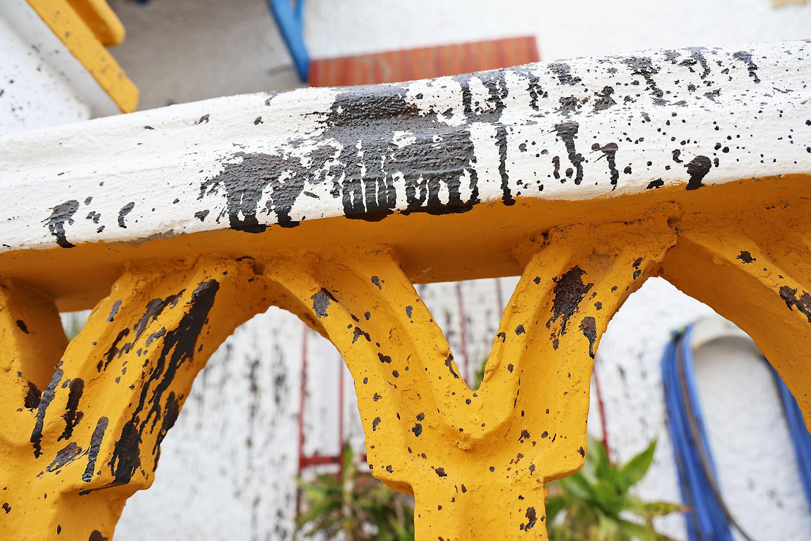 Imágenes del acto vandálico contra una de las casas del Barrio Obrero