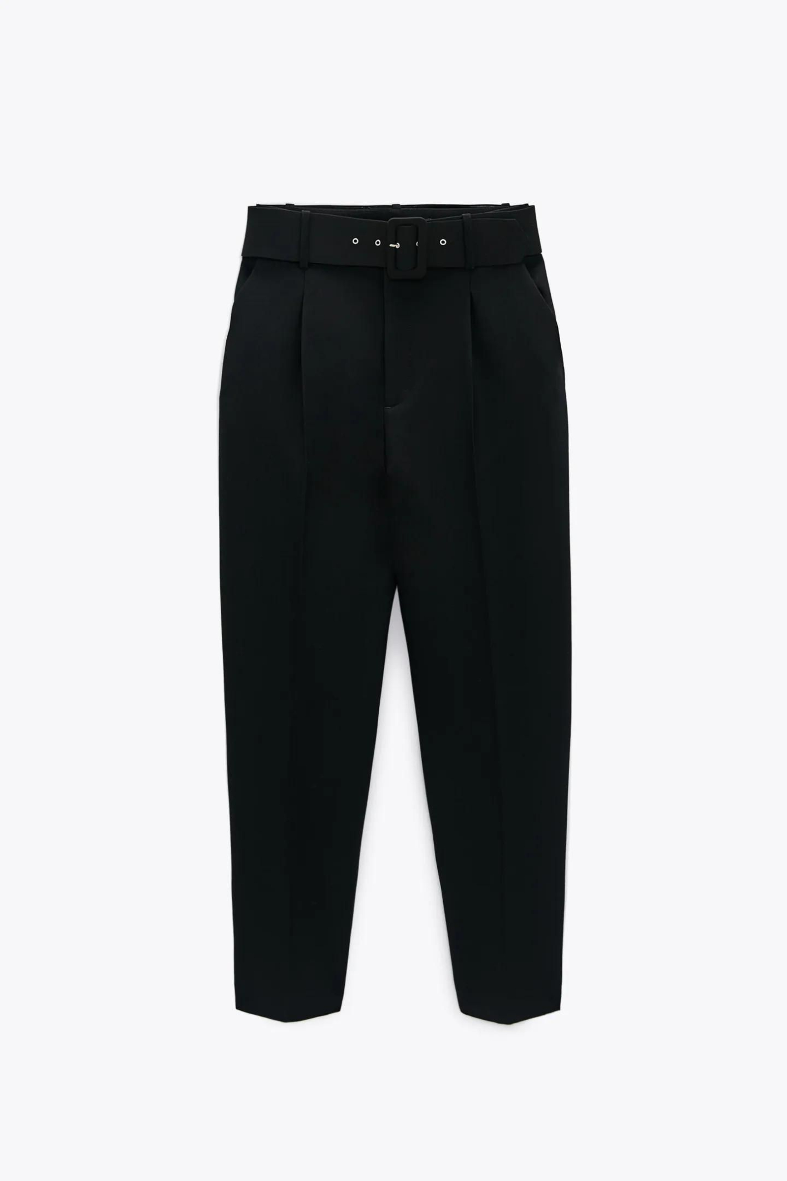 Los pantalones de Zara que hacen cintura de avispa.