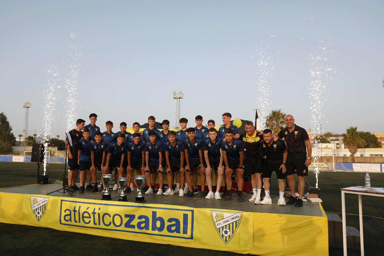 Las fotos de la clausura de temporada de la cantera del Zabal y la Balona