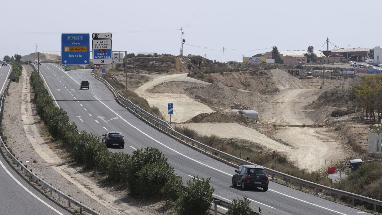 Obras del enlace de la Autovía A-92 con la Autovía del Mediterráneo a la altura de Viator.