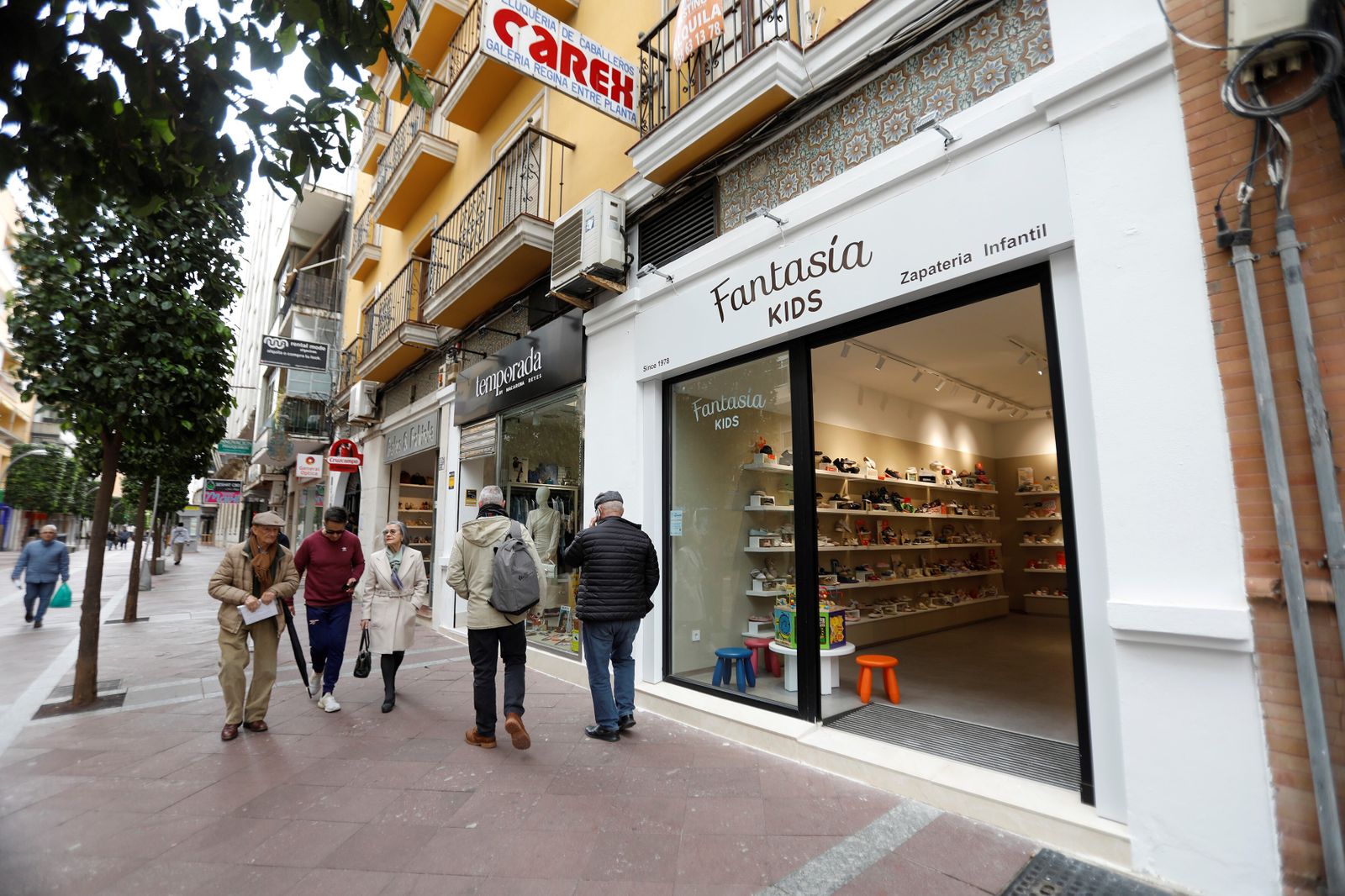 La zapatería infantil 'Fantasía' que acaba de reabrir en la calle Ancha.