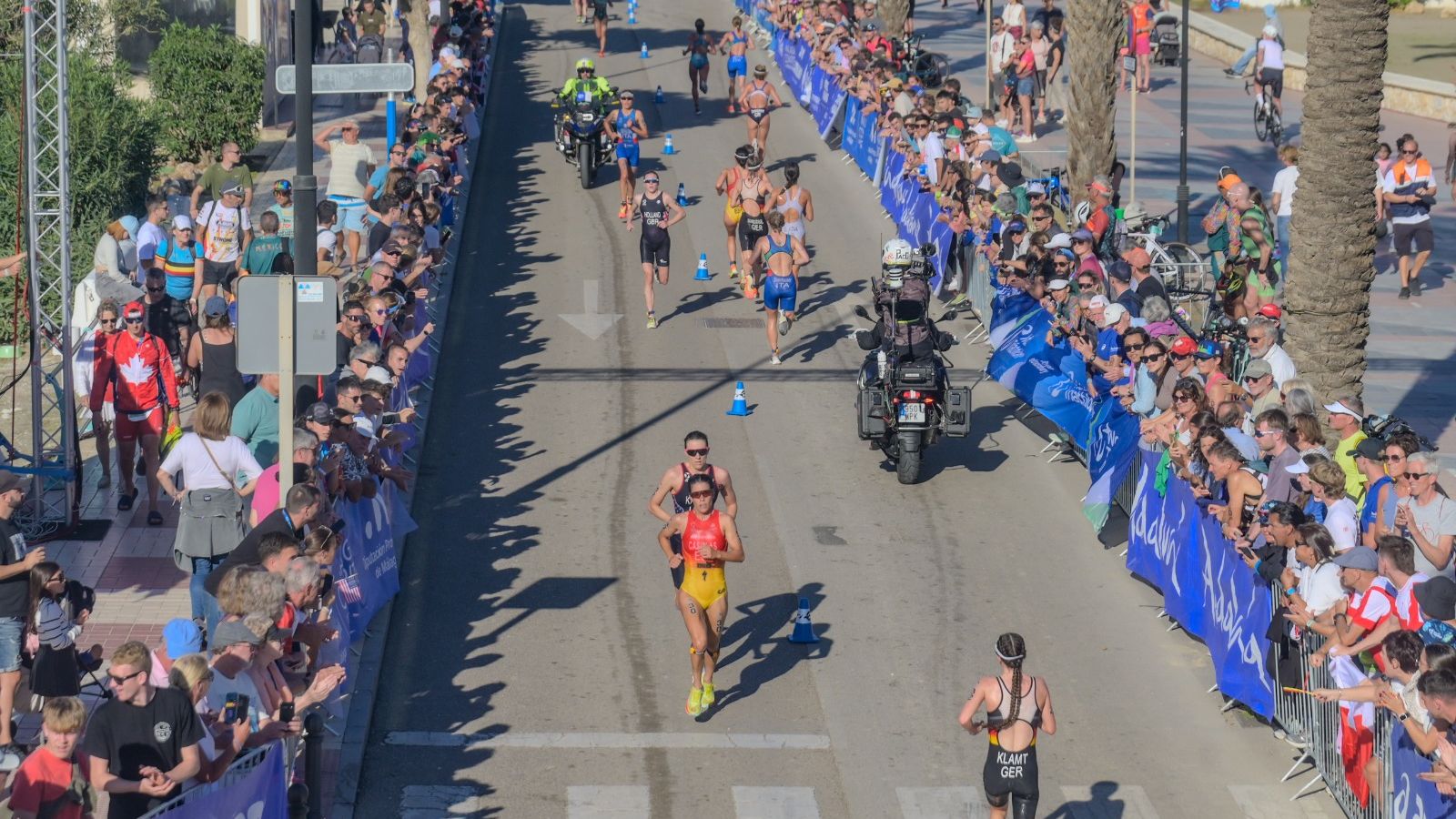 Series Mundiales de triatlón: Cassandre Beaugrand, nueva reina mundial