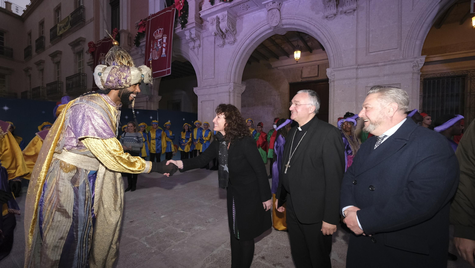 Imágenes de la Cabalgata de los Reyes Magos en Almería