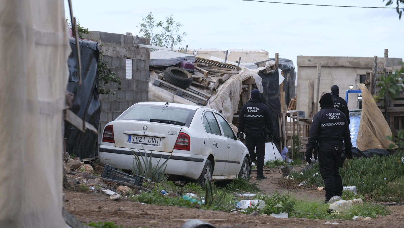 Imágenes del desalojo del asentamiento chabolista 'El Walili', en Níjar