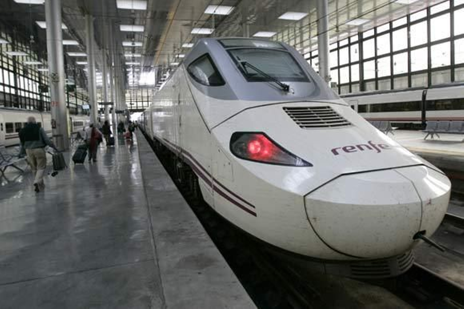 Adjudicadas las obras del sistema de gestión del tráfico del AVE Sevilla-Cádiz