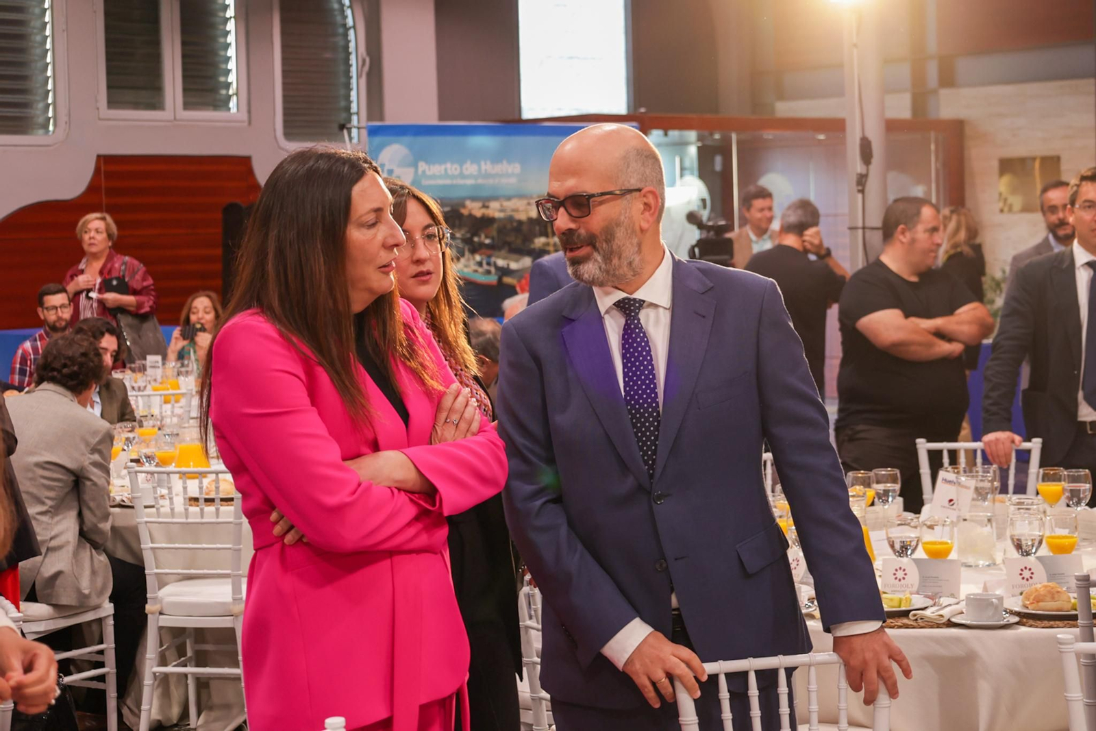 Imágenes del desayuno-coloquio con Jorge Paradela en el Foro Joly Andalucía