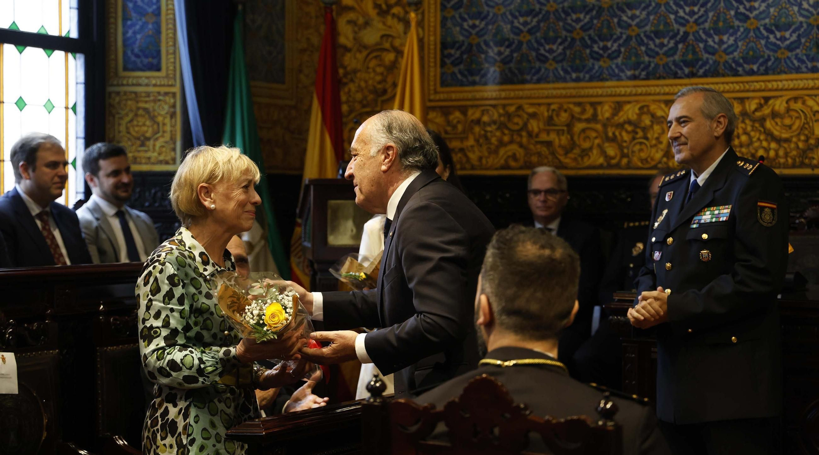Las fotos del homenaje en Algeciras al inspector jefe de la Policía Nacional Francisco González Suárez