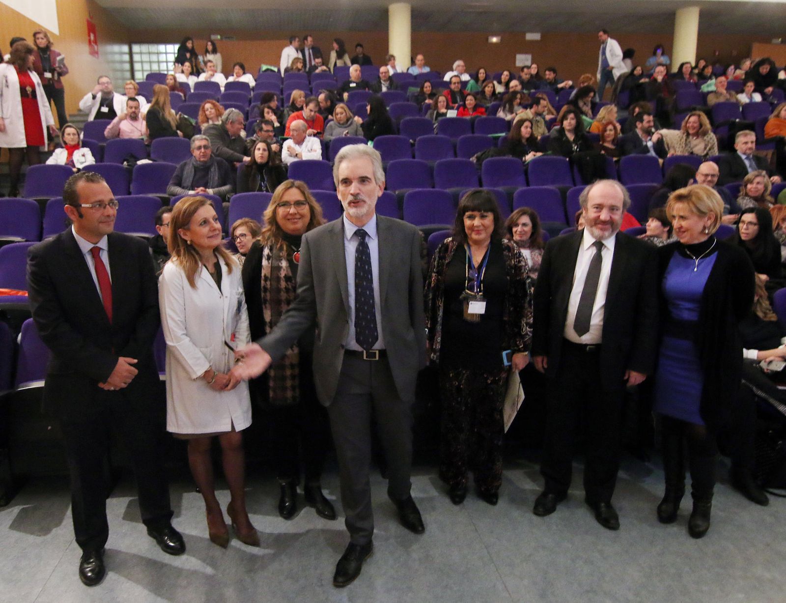 El consejero de Salud, Aquilino Alonso, defendió ayer en Córdoba la comisión técnica como medio para establecer la cartera de servicios de los hospitales.