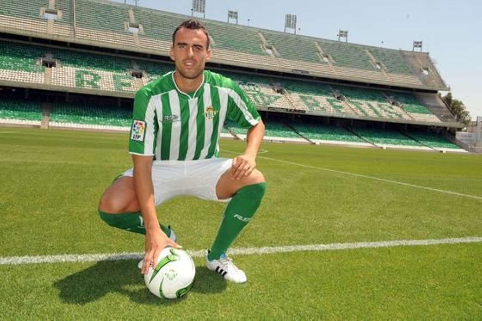 El Betis presenta al nuevo fichaje, el defensa Amaya.

Foto: Antonio Pizarro