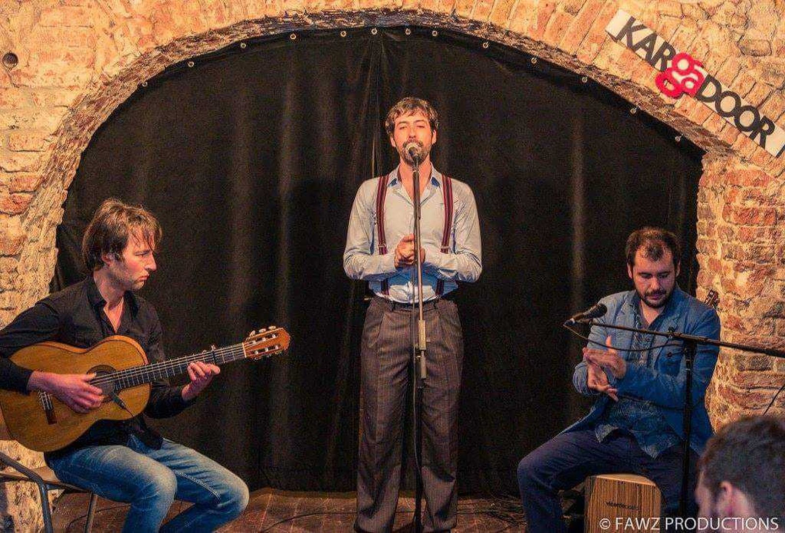 El grupo Camaleón en una de sus actuaciones.