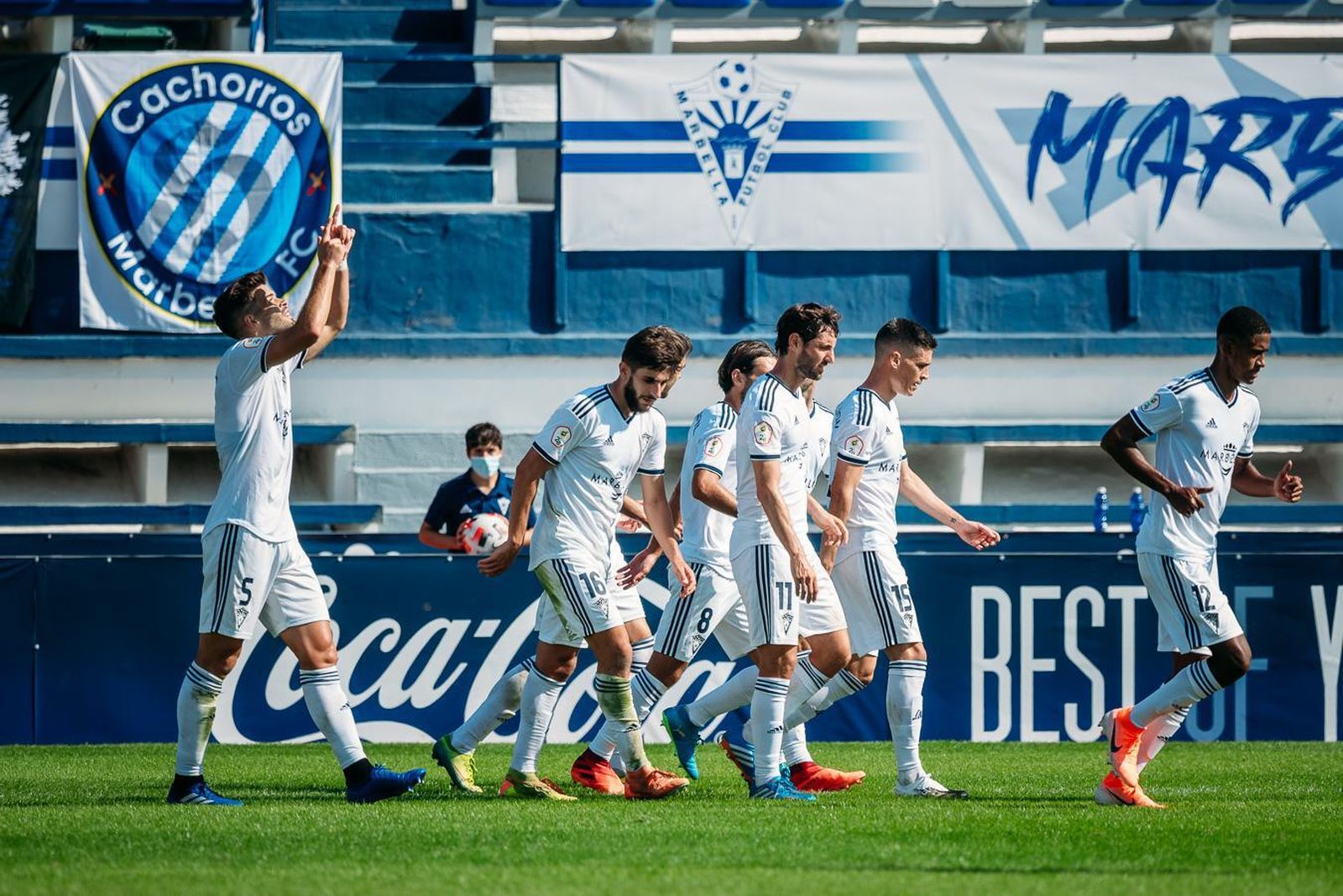 Los blanquillos celebran uno de los goles del pasado fin de semana.