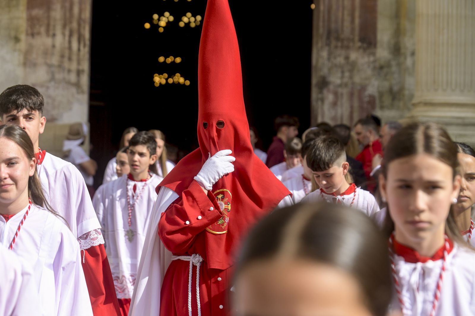 Así vivió Granada la salida de la Hermandad de la Santa Cena Sacramental 2025