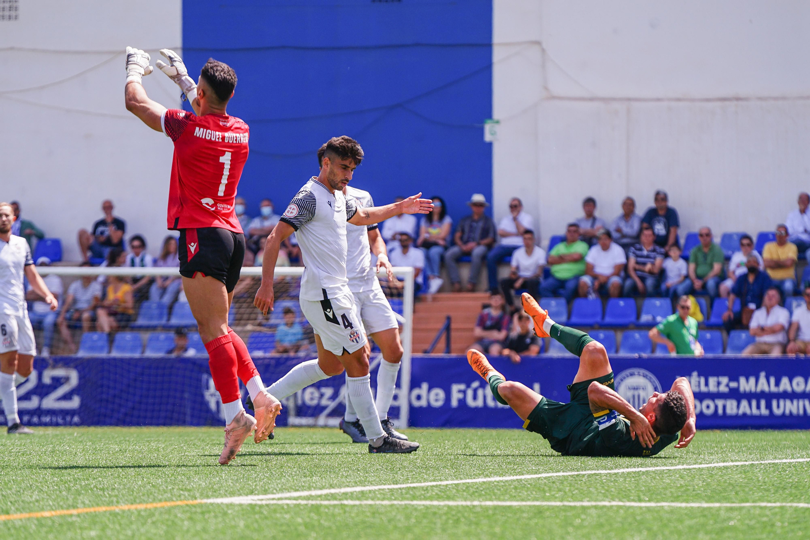 La victoria del Córdoba CF ante el Vélez, en imágenes