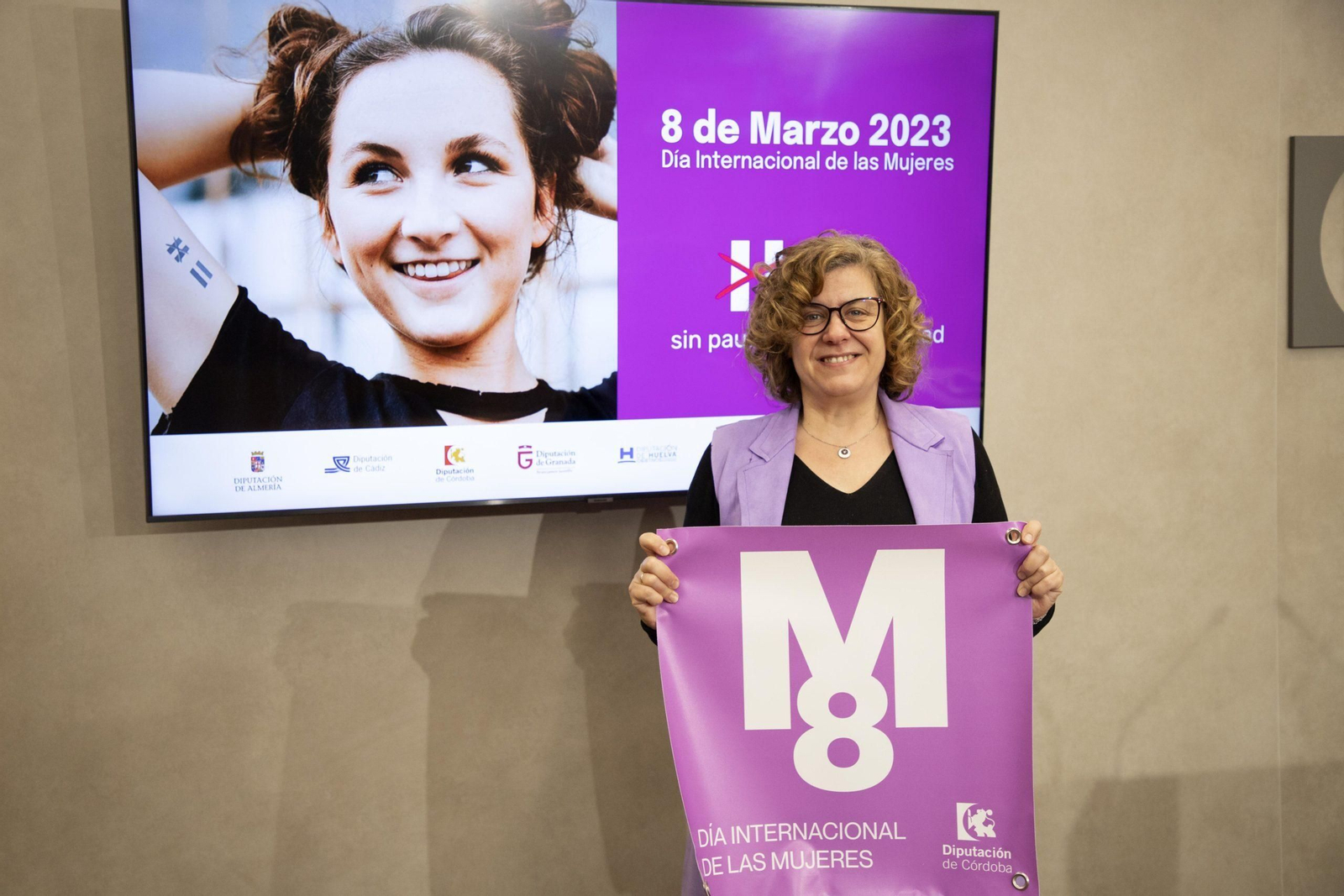 Alba Doblas presenta la agenda de la Diputación de Córdoba por el 8-M.