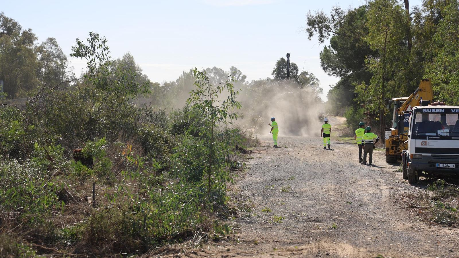 Inicio de las obras en la A-483 enter Almonte y El Rocío.
