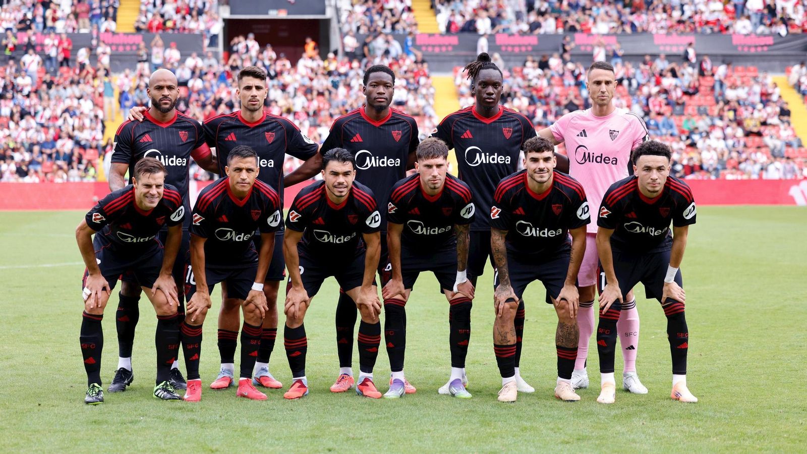 Once titular alineado por Almeyda en el partido de Vallecas.