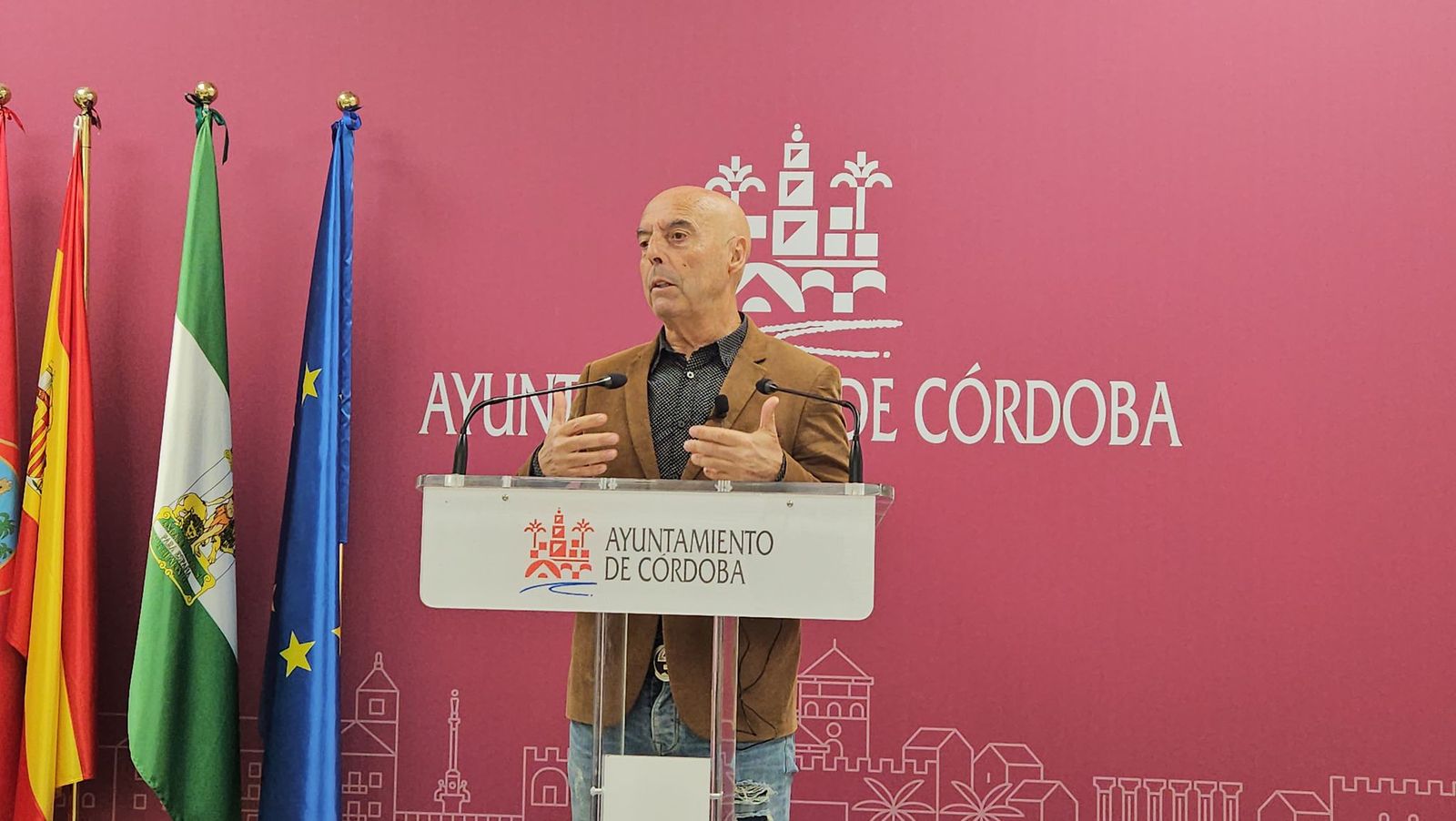 El portavoz del PSOE, Antonio Hurtado.