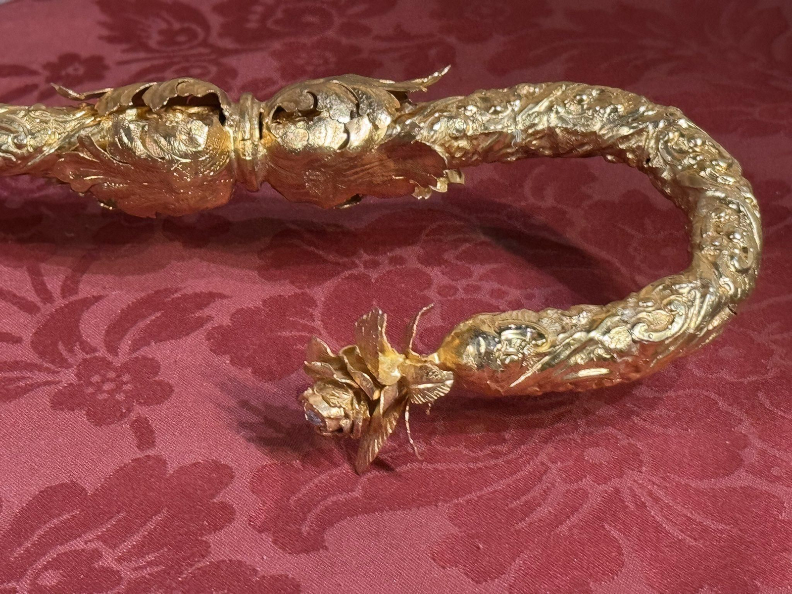 El nuevo cayado para la Pastora de estilo rocalla