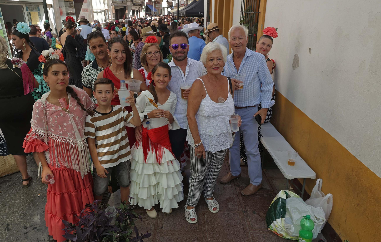 Búscate en las fotos del Domingo Rociero de la Feria de La Línea 2025 Búscate en las fotos del Domingo Rociero de la Feria de La Línea 2025